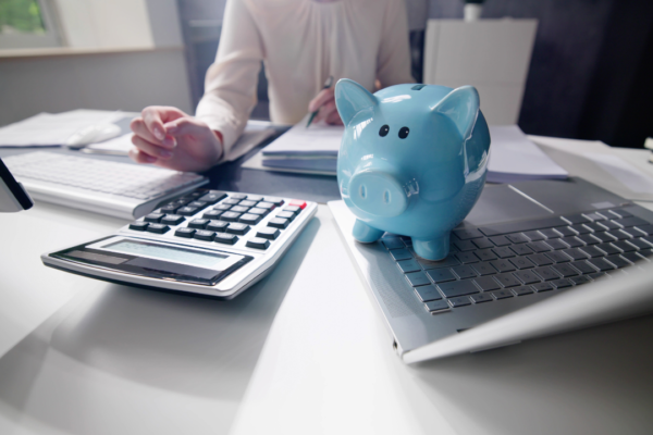 ESTAGIÁRIO (A) FINANCEIRO HOME OFFICE