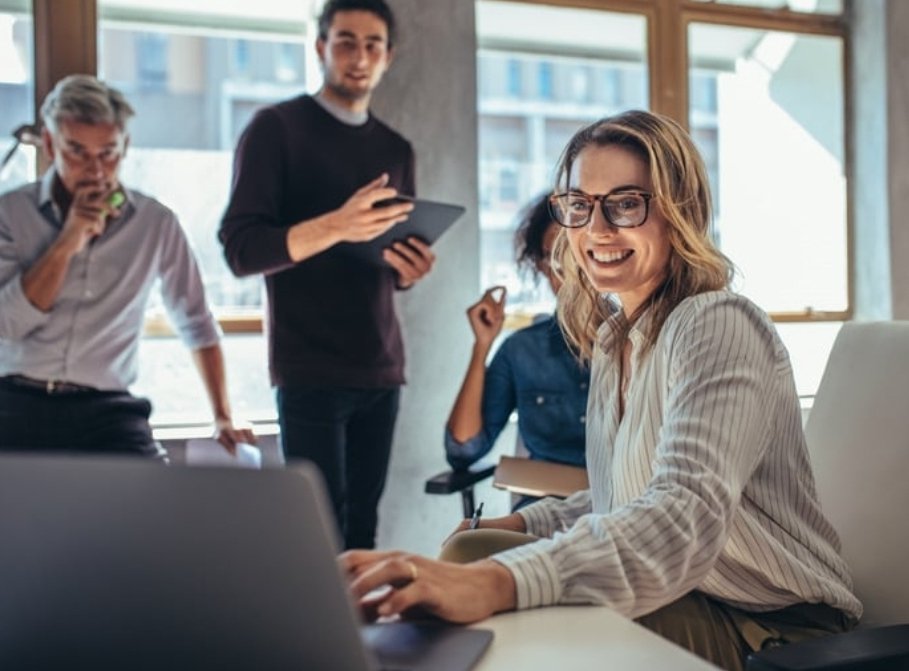 ESTAGIÁRIO (A) EM MARKETING